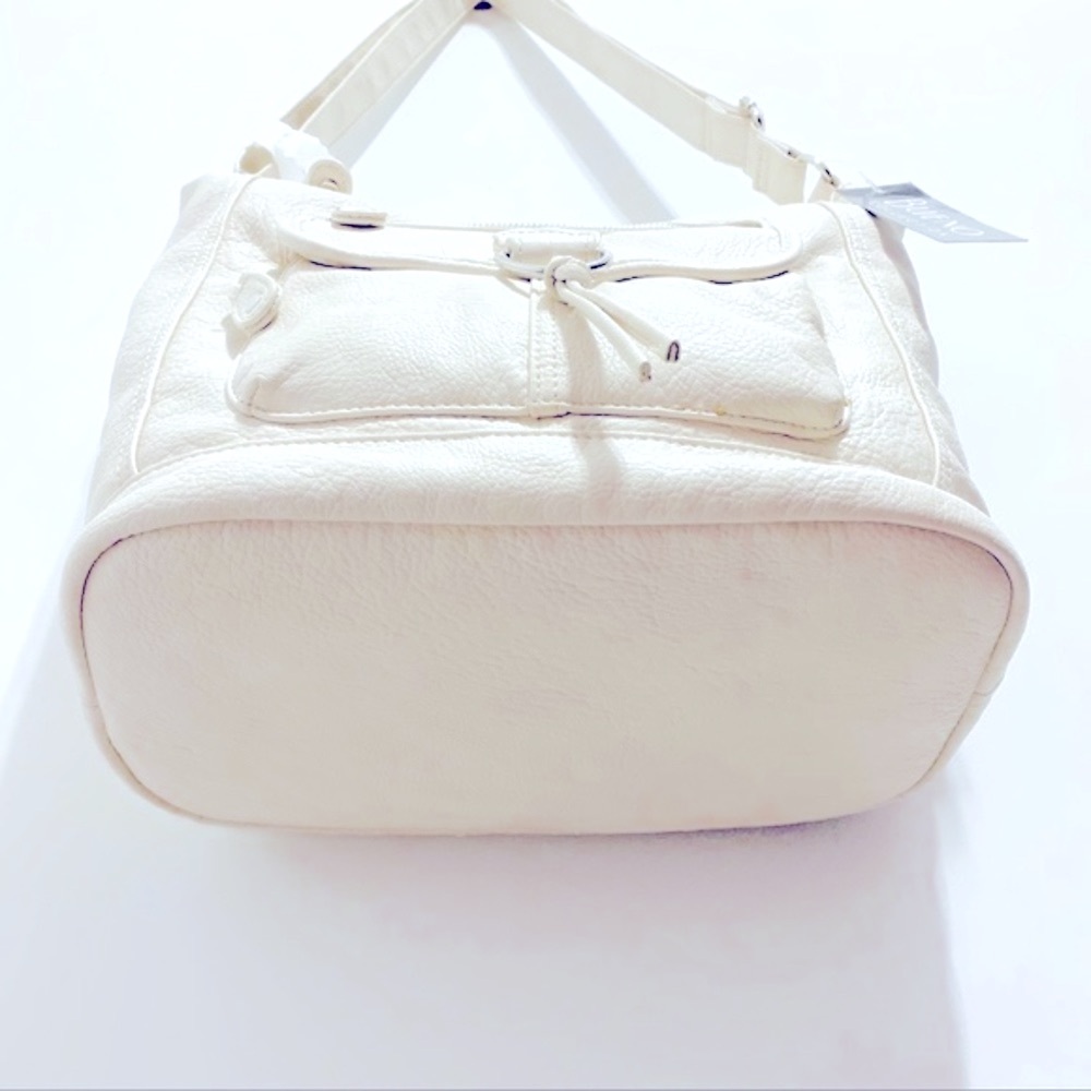 🆕 Bueno Solana Washed Large White Leather Hobo Handbag - Picture 7 of 10